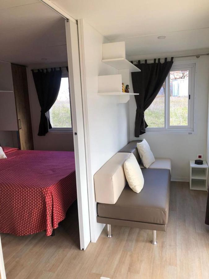 In Country Luxury Lodges Camerino Extérieur photo